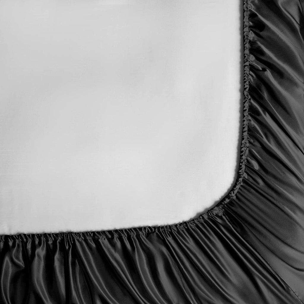 This 4pcs Satin Bed Sheet Set Includes One Fitted Sheet, One Flat Sheet, And Two Pillowcases Without Inserts. The Solid Color Showcases a Simple And Elegant Design That Never Goes Out of Style. Made from Polyester, The Fabric